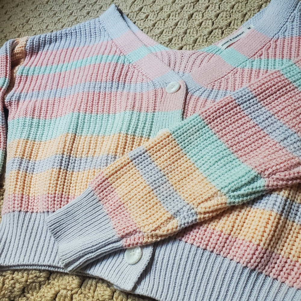 Moon & Madison Pastel Knit Cardigan